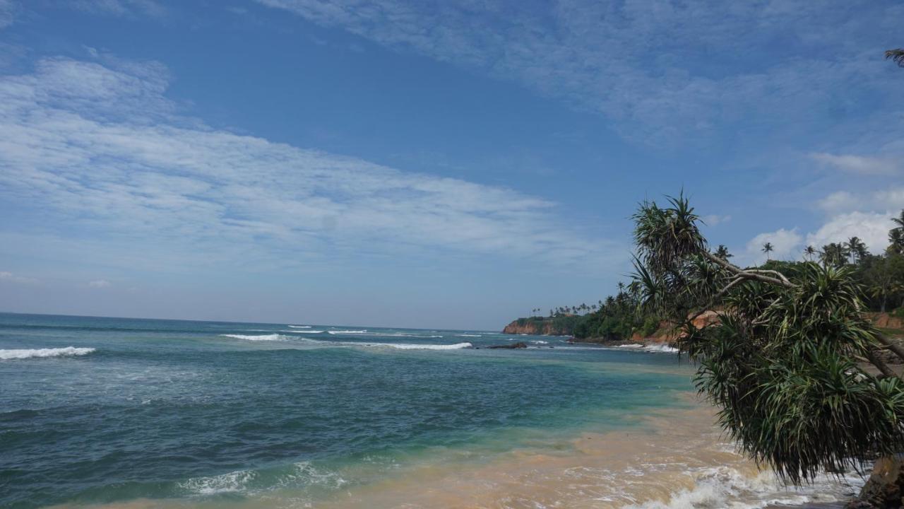 The Reef Weligama Hotel Bagian luar foto