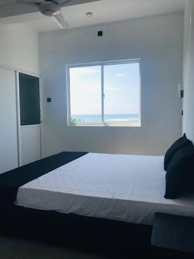 The Reef Weligama Hotel Bagian luar foto