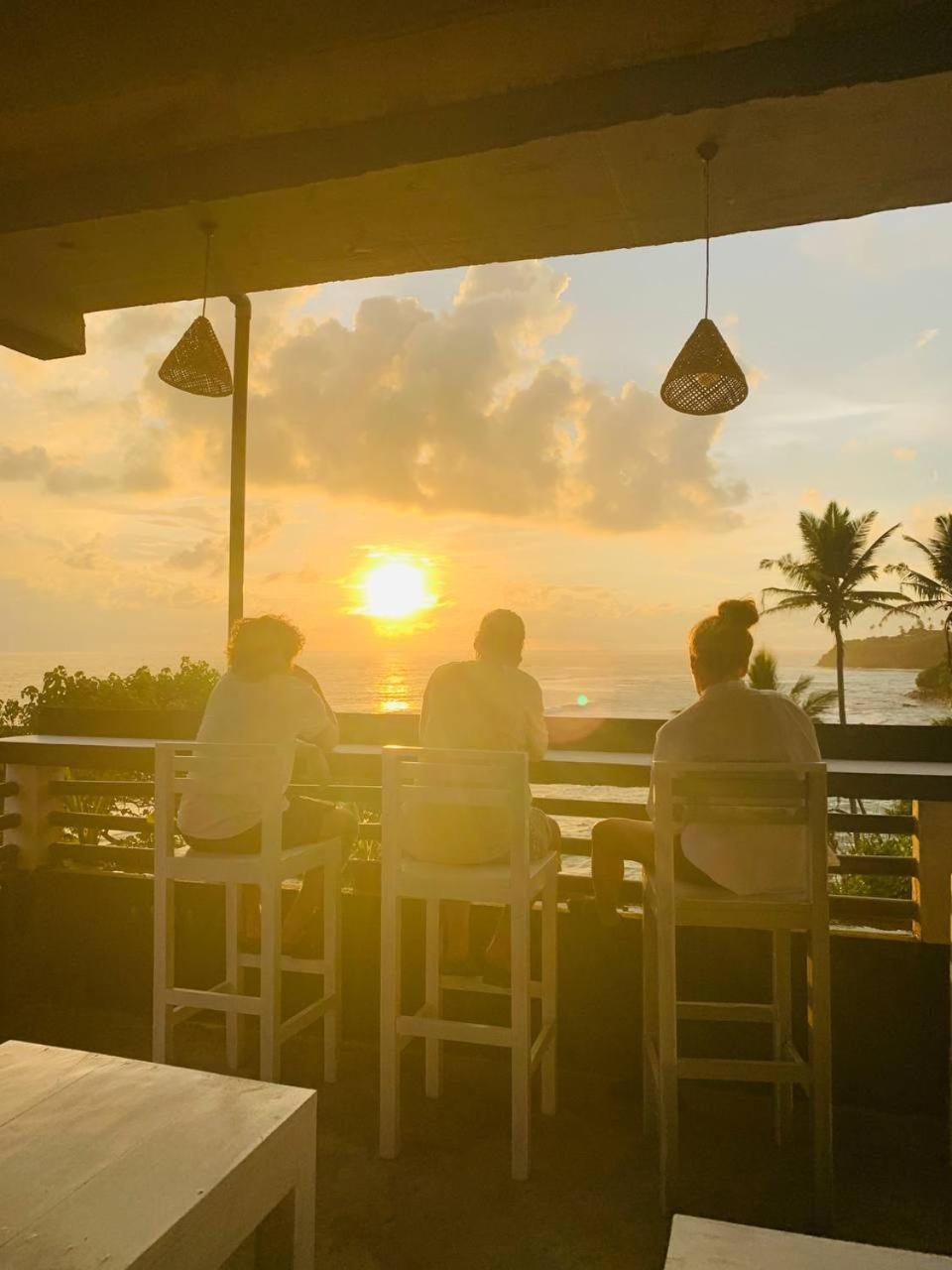 The Reef Weligama Hotel Bagian luar foto